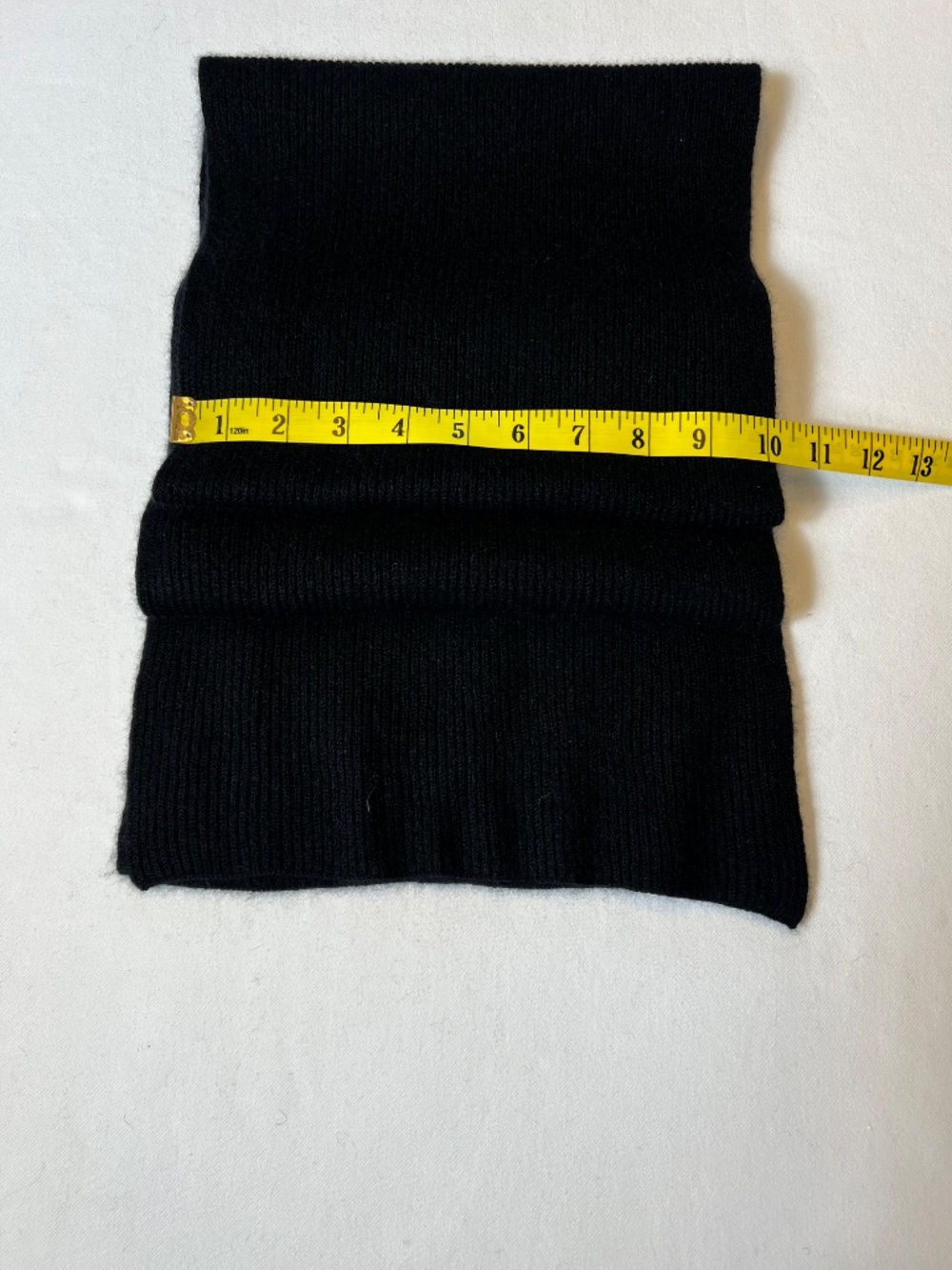 Celeste 100% Cashmere Ribbed Scarf - Picture 5 of 7